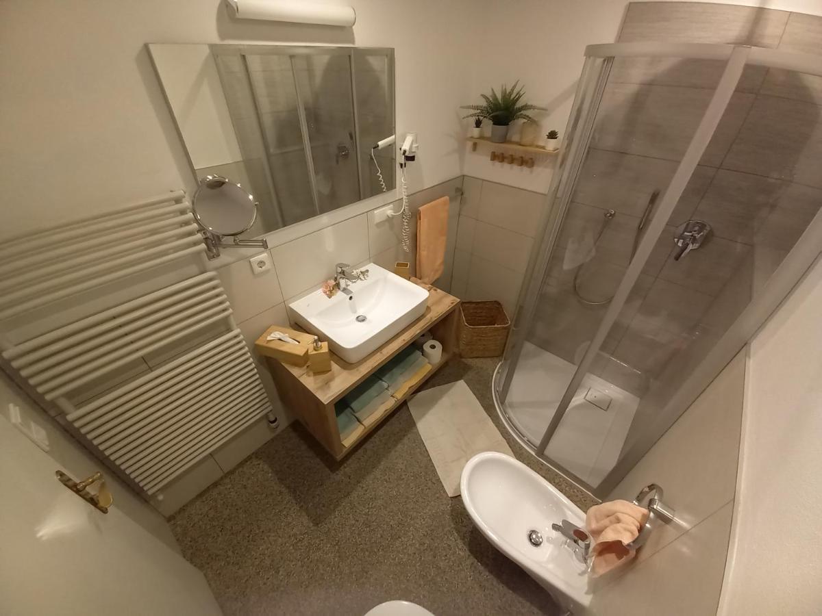 Ferienwohnungen Am Laerchenweg Sexten Bagian luar foto